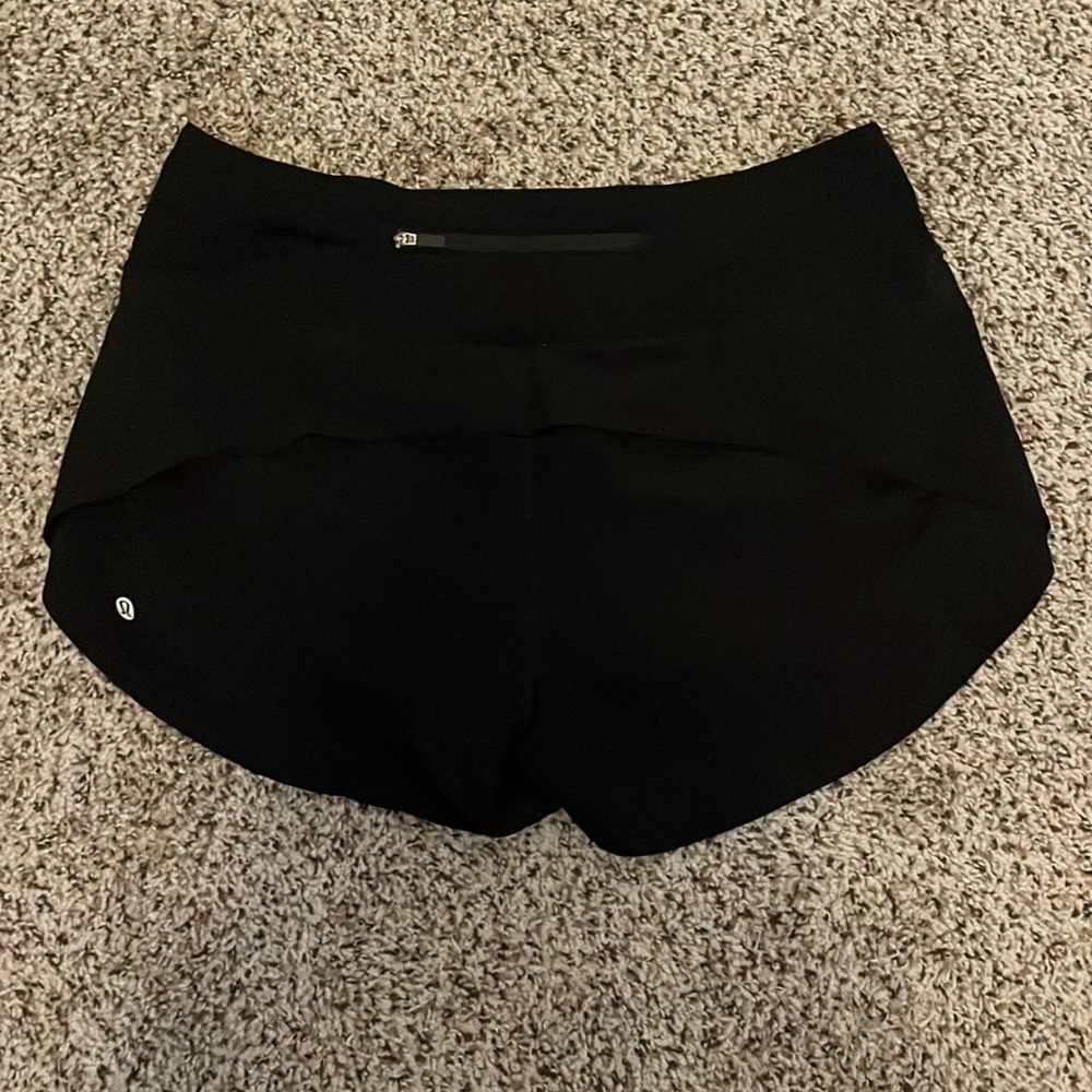 Lululemon Speed Shorts in Black. - Picture 2 of 3